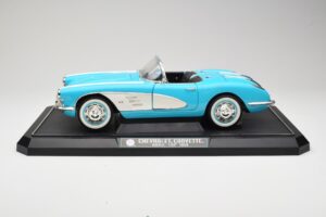 Chevrolet Corvette C1 Hard Top Blau Solido 1:12 1202-M1 Metall – Bild 4 von 8