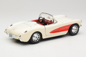Chevrolet Corvette C1 Weiss & Rot Bburago 1:18 3024-M3 Metall – Bild 3 von 8