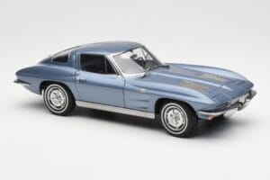Chevrolet Corvette C2 Blaugrau Metallic AUTOart 1:18 71182 Metall – Bild 6 von 8