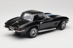 Chevrolet Corvette C2 Schwarz American Muscle 1:18 AMM1099/06 Metall – Bild 3 von 8