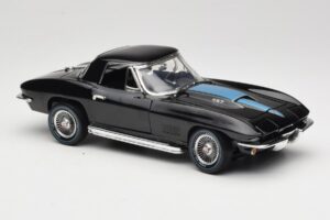 Chevrolet Corvette C2 Schwarz American Muscle 1:18 AMM1099/06 Metall – Bild 6 von 8