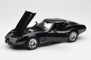 Chevrolet Corvette C3 Schwarz UT Models 1:18 21071 Metall – Bild 2 von 8