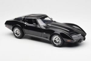 Chevrolet Corvette C3 Schwarz UT Models 1:18 21071 Metall – Bild 6 von 8
