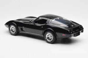 Chevrolet Corvette C3 Schwarz UT Models 1:18 21071 Metall – Bild 7 von 8