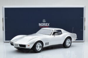 Chevrolet Corvette C3 Silber Norev 1:18 189032 Metall – Bild 6 von 6