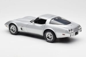 Chevrolet Corvette C3 Silber UT Models 1:18 21072 Metall – Bild 7 von 8