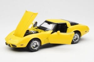 Chevrolet Corvette C3 Gelb UT Models 1:18 21074 Metall – Bild 2 von 8