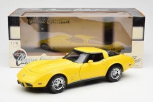 Chevrolet Corvette C3 Gelb UT Models 1:18 21074 Metall – Bild 8 von 8