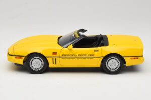 Chevrolet Corvette C4 Indianapolis 500 Pace Car Gelb Greenlight 1:18 11801-06 Metall – Bild 4 von 8