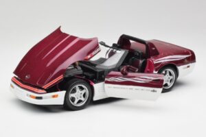 Chevrolet Corvette C4 Indy 500 Pace Car Maisto 1:18 56011 Metall – Bild 2 von 8