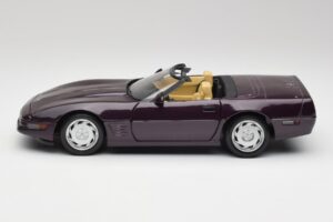 Chevrolet Corvette C4 LT4 Cabriolet Lila Metallic Maisto 1:18 50277 Metall – Bild 4 von 8
