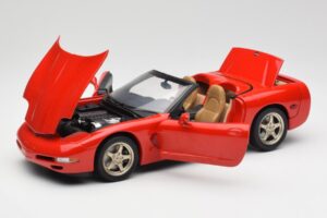 Chevrolet Corvette C5 Cabriolet Rot UT Models 1:18 21006 Metall – Bild 2 von 8