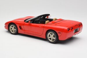 Chevrolet Corvette C5 Cabriolet Rot UT Models 1:18 21006 Metall – Bild 7 von 8