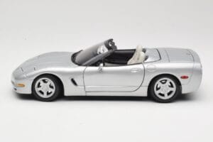 Chevrolet Corvette C5 Cabriolet Silber Maisto 1:18 50317 Metall – Bild 4 von 8