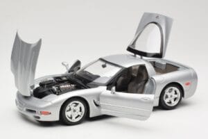 Chevrolet Corvette C5 Silber Bburago 1:18 3056 Metall – Bild 2 von 8