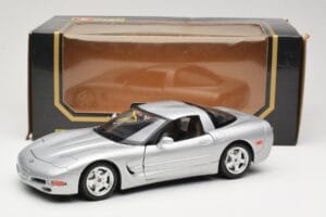 Chevrolet Corvette C5 Silber Bburago 1:18 3056 Metall – Bild 8 von 8