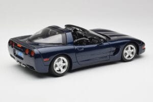 Chevrolet Corvette C5 Nassau Blau Bburago 1:18 30166 Metall – Bild 3 von 8