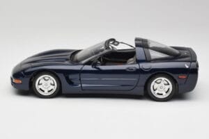 Chevrolet Corvette C5 Nassau Blau Bburago 1:18 30166 Metall – Bild 4 von 8