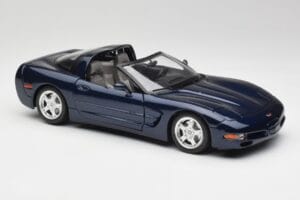 Chevrolet Corvette C5 Nassau Blau Bburago 1:18 30166 Metall – Bild 6 von 8