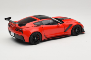 Chevrolet Corvette C7 ZR1 Torch Red IXO 1:18 18RDC243-FO Metall – Bild 3 von 8
