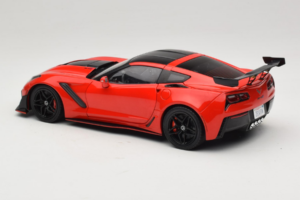 Chevrolet Corvette C7 ZR1 Torch Red IXO 1:18 18RDC243-FO Metall – Bild 7 von 8