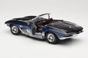 Chevrolet Corvette Mako Shark Dunkelblau UT Models 1:18 21061 Metall – Bild 5 von 8