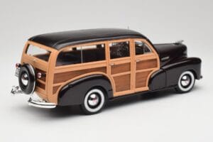Chevrolet Fleetmaster Woody Schwarz & Wood Panels Maisto 1:18 43697545B Metall – Bild 3 von 8