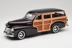 Chevrolet Fleetmaster Woody Schwarz & Wood Panels Maisto 1:18 43697545B Metall