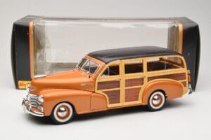 Chevrolet Fleetmaster Woody Gold Maisto 1:18 56042 Metall – Bild 8 von 8