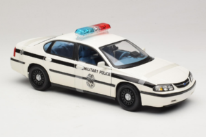 Chevrolet Impala Military Police Maisto 1:18 36611 Metall – Bild 4 von 6