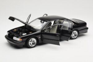 Chevrolet Impala SS Schwarz AUTOart 1:18 71091 Metall – Bild 2 von 8