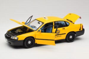 Chevrolet Impala Taxi Maisto 1:18 36617 Metall – Bild 2 von 8