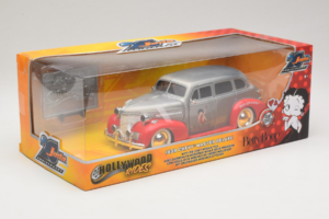 Chevrolet Master Deluxe Dark Silver Metallic Red Jada 1:24 253745012 Metall – Bild 2 von 3