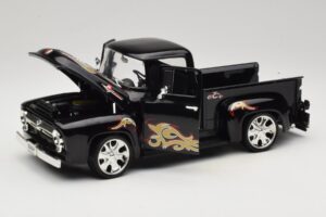 Chevrolet Old School Cody Project Truck & Chopper Set Joyride 1:18 33911 Metall – Bild 2 von 8