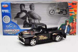 Chevrolet Old School Cody Project Truck & Chopper Set Joyride 1:18 33911 Metall – Bild 8 von 8
