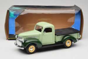Chevrolet Pickup Grün Solido 1:18 8063 Metall – Bild 8 von 8