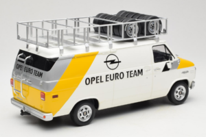 Opel Manta 400 Group B Rally Tour de Corse 1984 Mit Chevrolet G30 Servicefahrzeug Otto 1:18 OT491 Resin – Bild 5 von 13