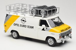 Opel Manta 400 Group B Rally Tour de Corse 1984 Mit Chevrolet G30 Servicefahrzeug Otto 1:18 OT491 Resin – Bild 7 von 13
