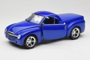 Chevrolet SSR Concept Blau Maisto 1:18 531612 Metall – Bild 2 von 8