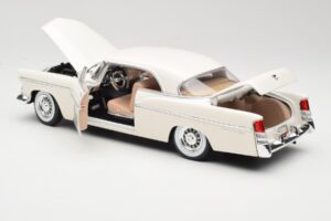 Chrysler 300B Weiss Maisto 1:18 531897 Metall – Bild 5 von 8