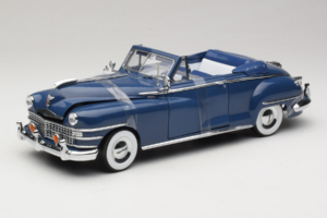 Chrysler New Yorker Blau Signature Models 1:18 CT-68629 Metall