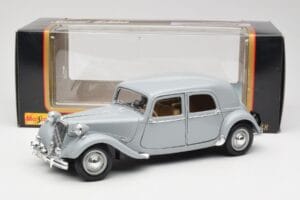 Citroen 15CV 6 Cyl Grau Maisto 1:18 50313 Metall – Bild 8 von 8