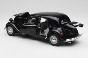 Citroen 15CV 6 Cyl Schwarz Maisto 1:18 31821 Metall – Bild 5 von 8