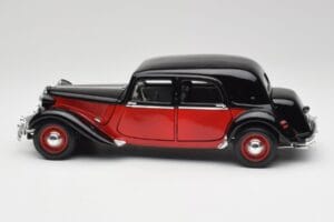 Citroen 15CV 6 Cyl Schwarz & Rot Valmy Maisto 1:18 56009 Metall – Bild 4 von 8
