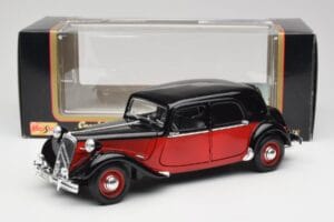 Citroen 15CV 6 Cyl Schwarz & Rot Valmy Maisto 1:18 56009 Metall – Bild 8 von 8