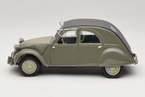 Citroen 2CV Grün Maisto 1:18 50289 Metall – Bild 4 von 8