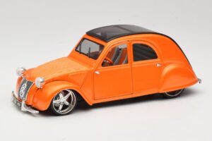 Citroen 2CV Orange Maisto 1:18 31321 Metall