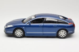 Citroen C6 Blau Bburago 1:18 18-12073 Metall – Bild 4 von 8