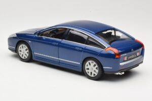 Citroen C6 Blau Bburago 1:18 18-12073 Metall – Bild 7 von 8