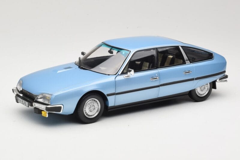 Citroen CX 2400 GTi Regate Blue Norev 1:18 181521 Metall
